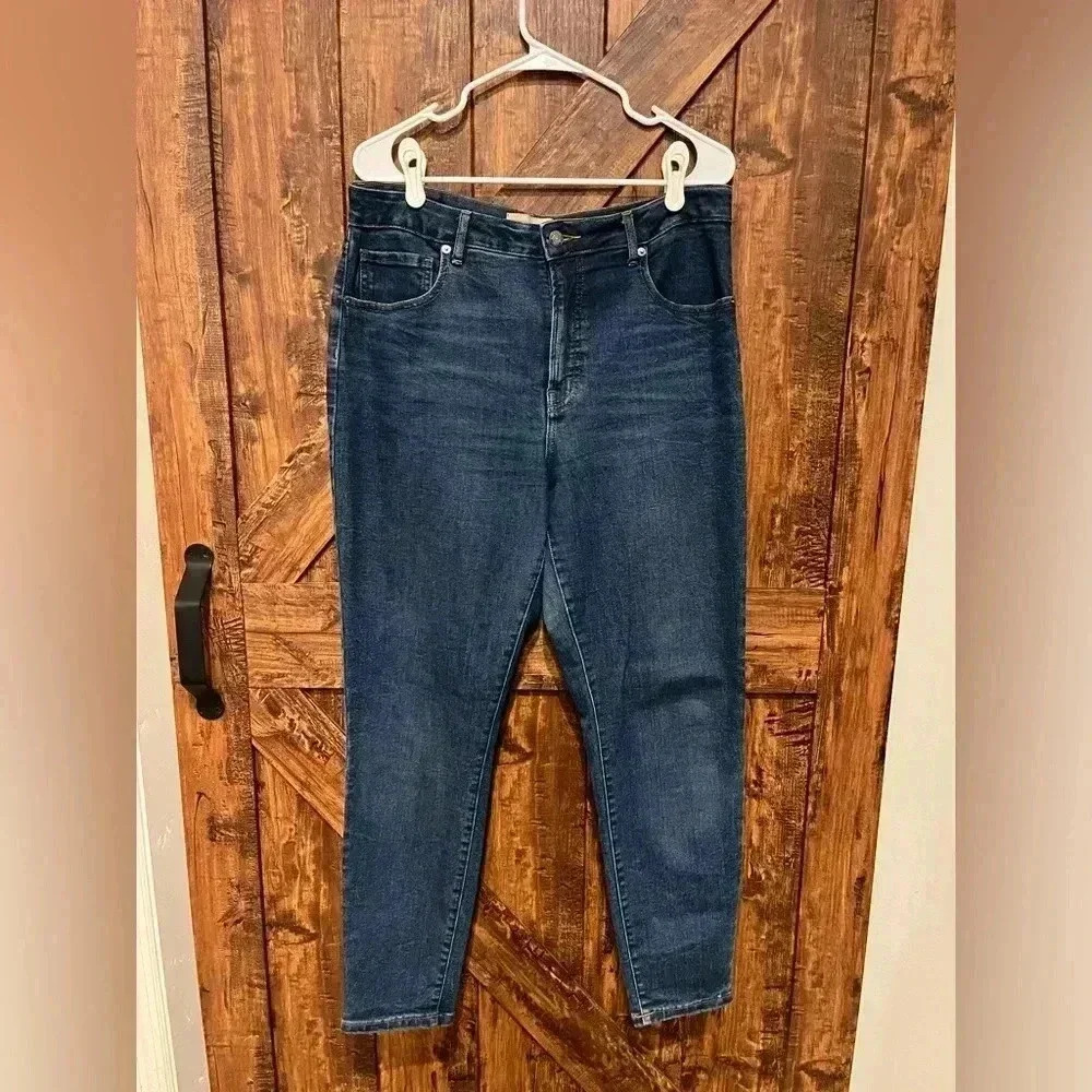 EVERLANE Womens dark wash blue jeans skinny size 32‎